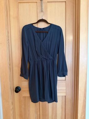 Women's Grey Wrap-Front Long Sleeve Dress Excellent Condition